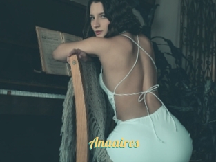 Anaaires