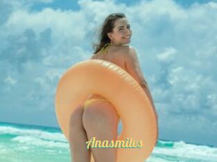 Anasmiles
