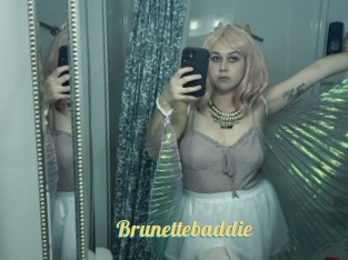 Brunettebaddie