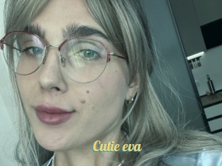 Cutie_eva