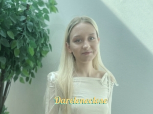 Dareleneclose