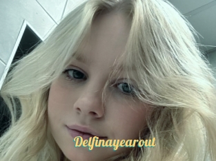 Delfinayearout