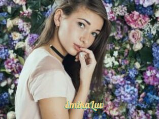 EmikaLuv