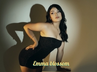 Emma_blossom