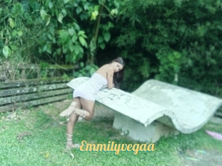 Emmilyvegaa