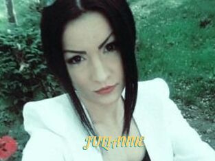 JULIANNE_