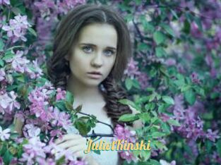 JulietKinski
