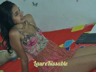 LaureKissable