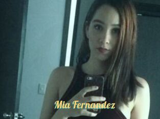 Mia_Fernandez