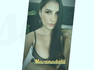 Macanadalii
