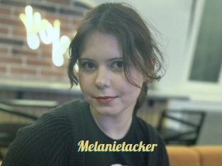 Melanietacker