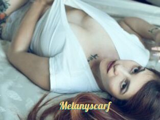 Melanyscarf