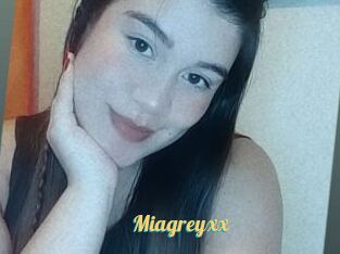 Miagreyxx