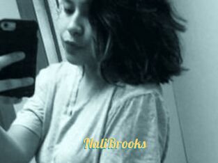 Nali_Brooks