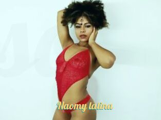 Naomy_latina