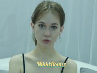 NikkiHolmz