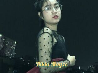 Nikki_Mayze