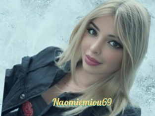 Naomiemiou69