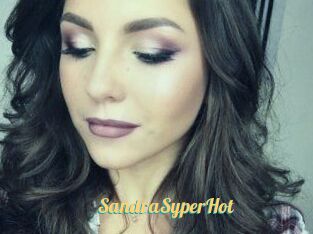 SandraSyperHot