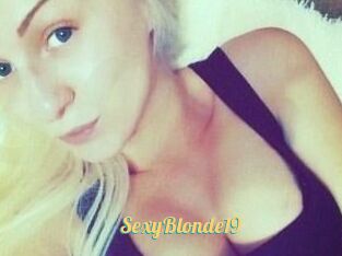 SexyBlonde_19