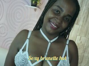 Sexy_brunette_hot